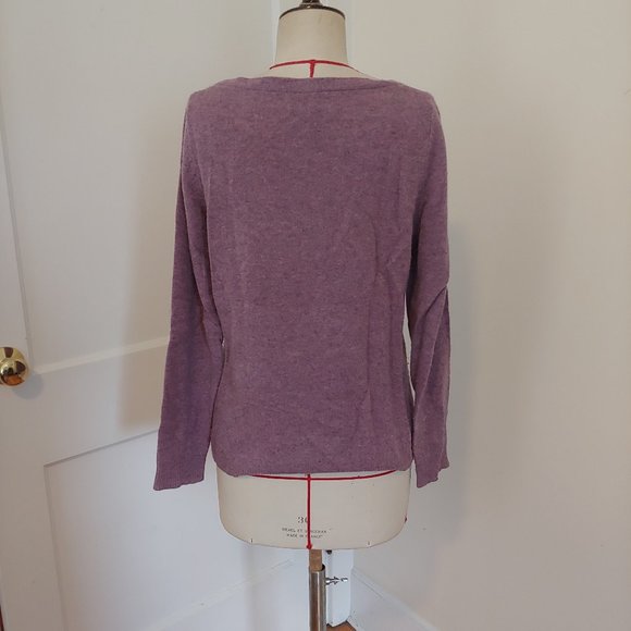 Cashmere Tahari Sweater - Picture 2 of 4